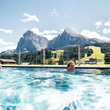 Saltria - Your Alpine Experience Hotel
