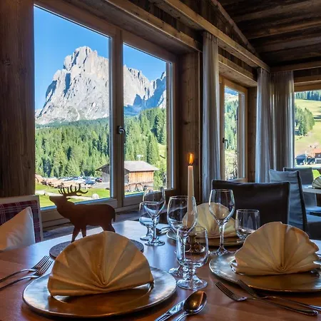Saltria - Your Alpine Experience Otel 4*