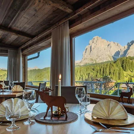 Hotel Saltria - Your Alpine Experience Alpe Di Siusi